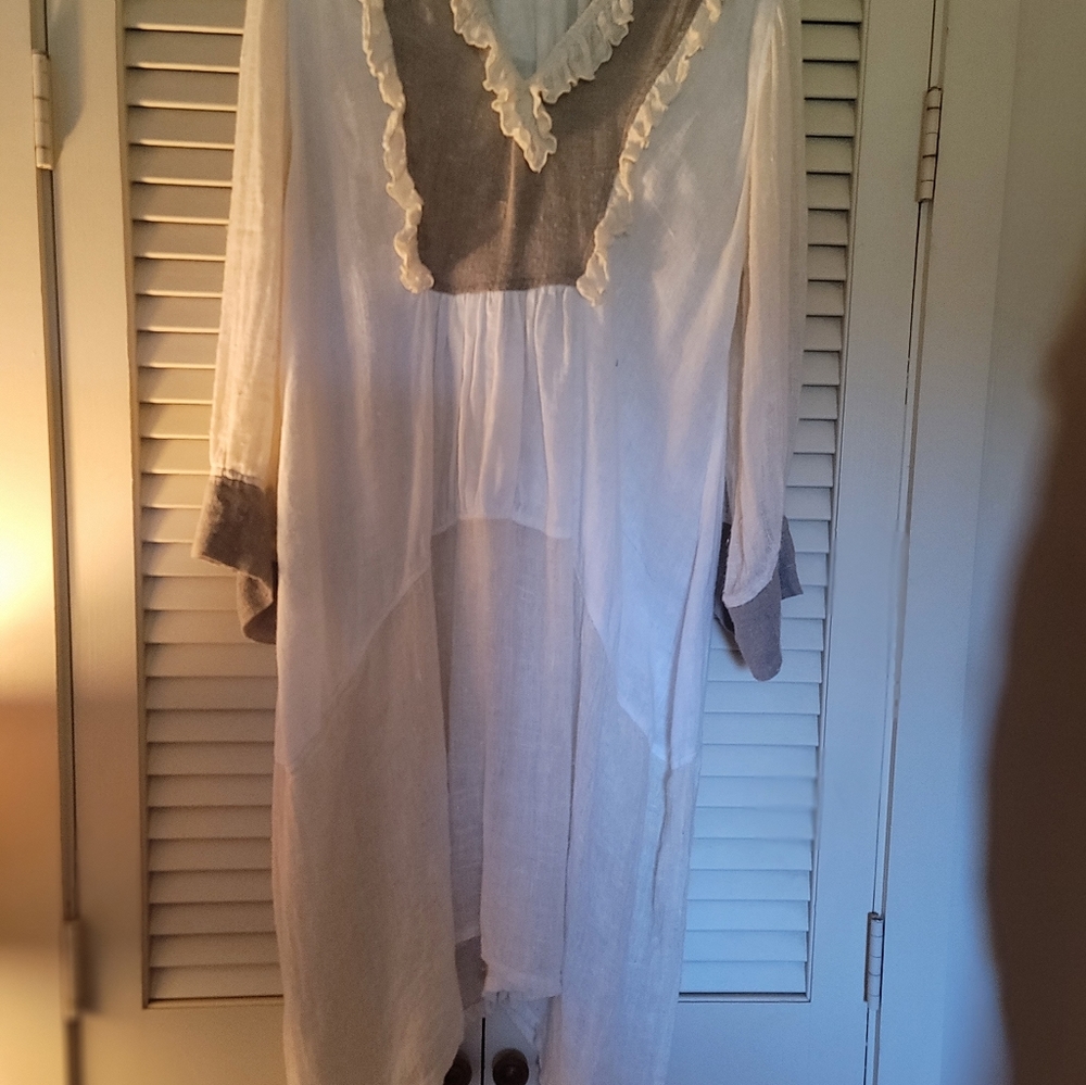 Magnolia Pearl Cream tunic